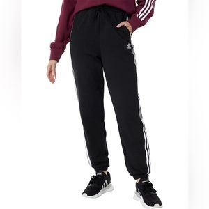 Adidas Originals Vintage style Sweatpants in black